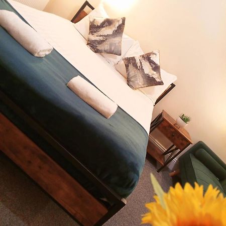Victorin House - All Rooms Are En-Suite Portsmouth Bagian luar foto