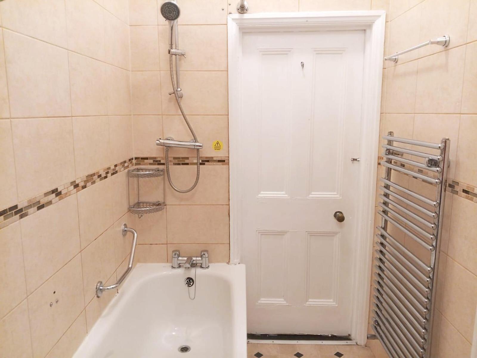 Victorin House - All Rooms Are En-Suite Portsmouth Bagian luar foto