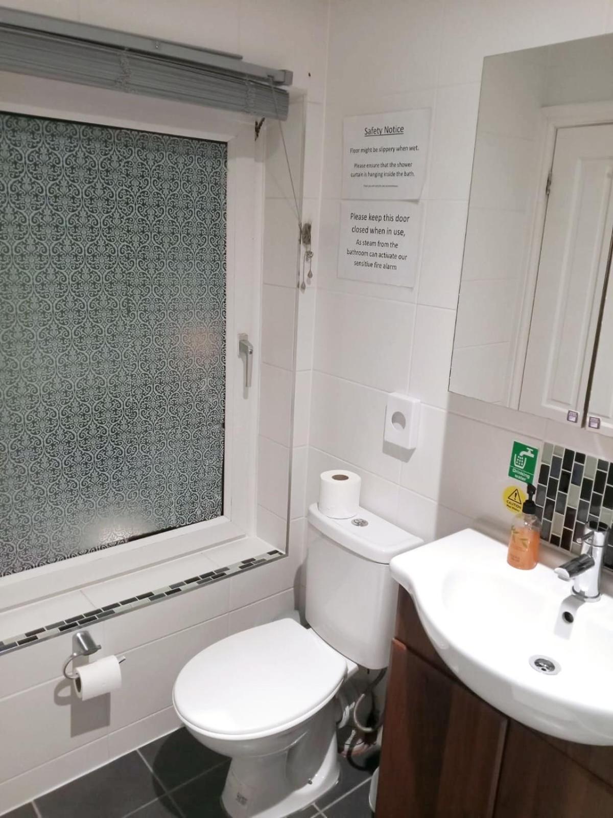 Victorin House - All Rooms Are En-Suite Portsmouth Bagian luar foto